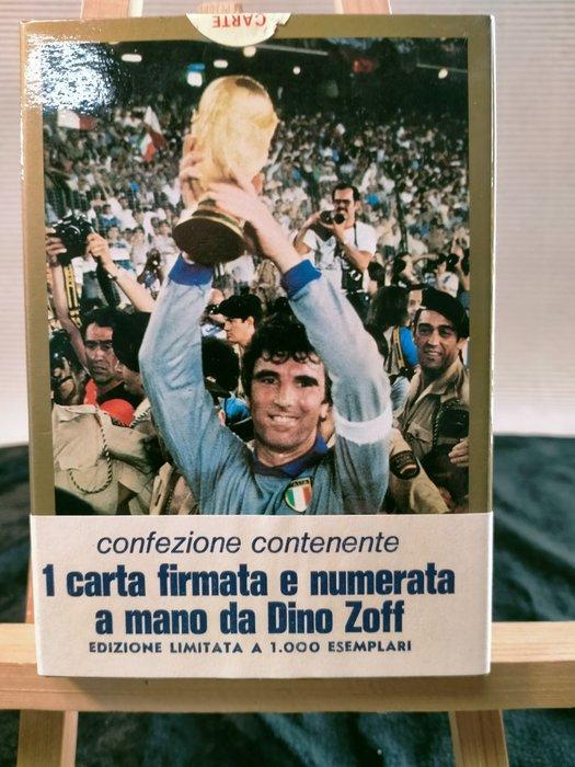 Italy - Wereldkampioenschap Voetbal - Dino Zoff - 1982 -, Verzamelen, Overige Verzamelen