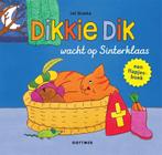 Dikkie Dik - Dikkie Dik wacht op Sinterklaas 9789025775650, Boeken, Kinderboeken | Baby's en Peuters, Zo goed als nieuw, Jet Boeke