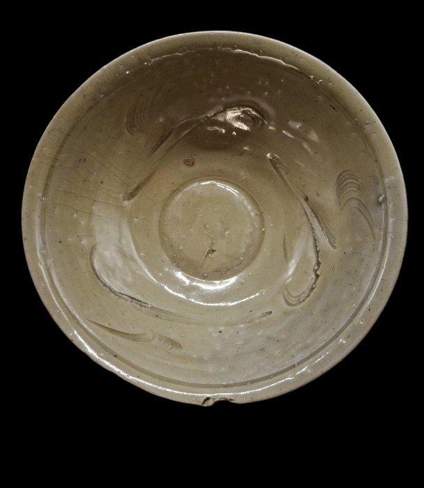 Oud-Chinees - Kom van porselein met Celadon-glazuur -, Antiquités & Art, Antiquités | Autres Antiquités