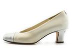 Gabor Pumps in maat 37 Wit