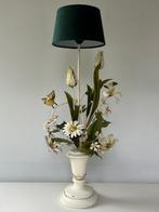 Tafellamp - Metaal - Een lamp met wilde bloemen