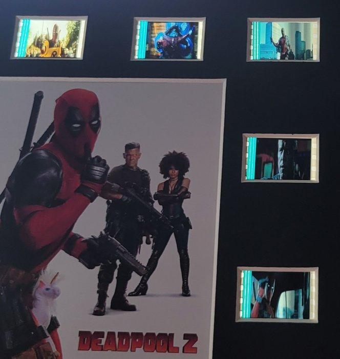 Deadpool 2 - Framed Film Cell Display with COA, Collections, Cinéma & Télévision