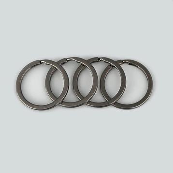 Set van 30 mooie sleutelringen (22-28 mm, kleur 3: gun meta beschikbaar voor biedingen