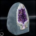 Éblouissante druse daméthyste – Splendeur cristalline