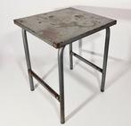 Tabouret - Siège de secteur datelier mécanique FIAT - Acier