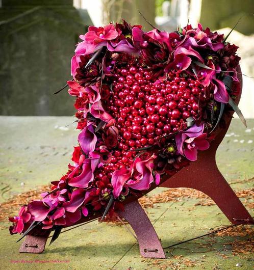 Oasis mini swing hart met staander 50*48*5 cm., Maison & Meubles, Accessoires pour la Maison | Plantes & Fleurs artificielles