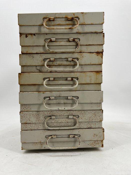 Lips - Établi (7) - Lips coffres-forts bancaires - Acier, Antiquités & Art, Antiquités | Assiettes décoratives & Carrelages