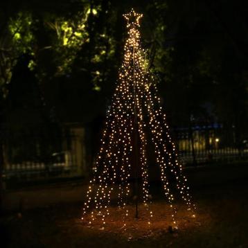 Sapin de Noël en LED XXL pour lextérieur - 3,5 mètres | 848 disponible aux enchères