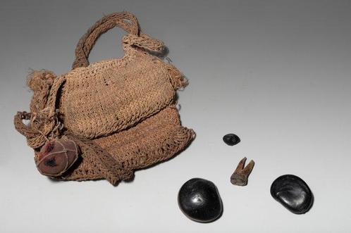 Sling stone bag - Kanak sling stone bag - New Caledonia, Antiek en Kunst, Kunst | Niet-Westerse kunst