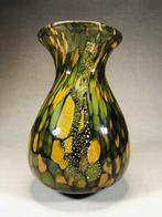 Vaas - Gevlekt patroonglas van Kamei Glass Vase - Japan