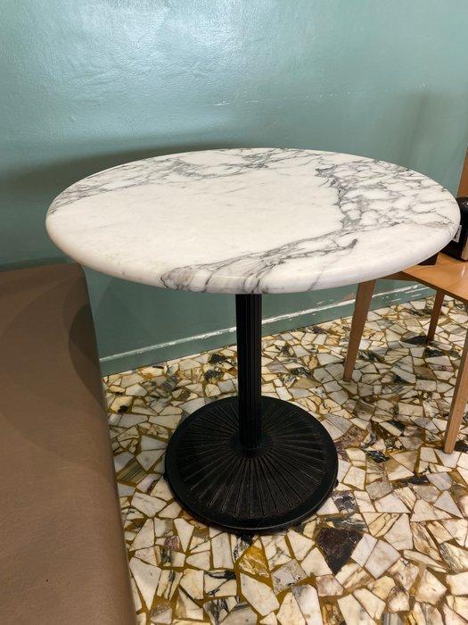 Tafel - IJzer, Marmer - Tafel met een marmeren blad en een, Antiek en Kunst, Curiosa en Brocante