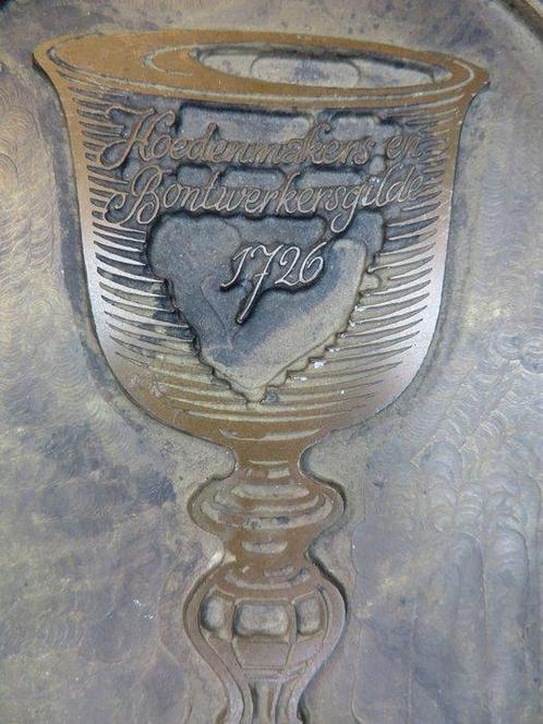 Antiek Stempel, cliché 1726 - Gilde des chapeliers et des, Antiek en Kunst, Antiek | Overige Antiek