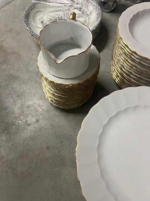 Eschenbach - Inconnu - Service de table (48) - Service de, Antiek en Kunst, Antiek | Meubels | Tafels