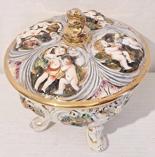 Capodimonte - Sconosciuto - Tafelmiddenstuk - Decoratieve, Antiek en Kunst, Antiek | Glaswerk en Kristal