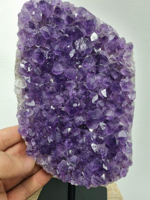HQ Amethyst geode on luxury steel stand - Hoogte: 240 mm -, Verzamelen, Mineralen en Fossielen