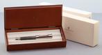 Graf Von Faber Castell - PEN OF THE YEARS 2005 - Vulpen, Nieuw