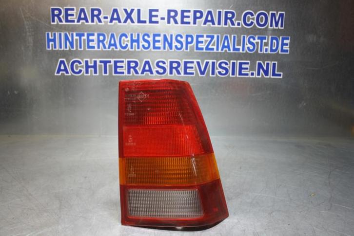 Rechter achterlicht van een Opel Kadett E sedan, gebruikt., Auto-onderdelen, Carrosserie, Gebruikt, Opel, Verzenden