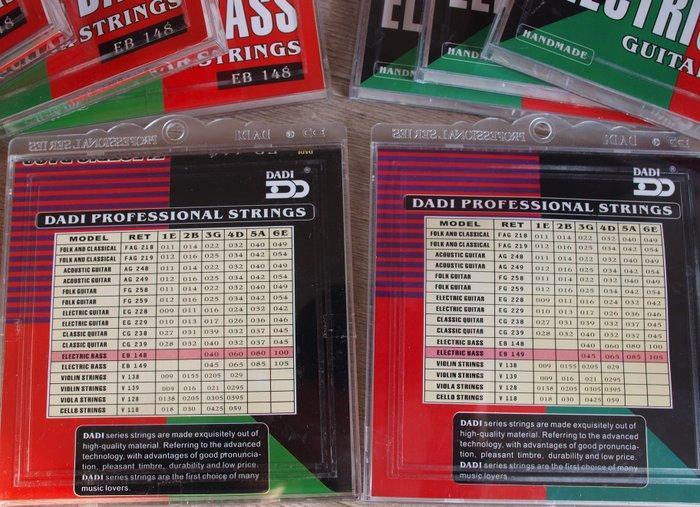 Dadi - EB148/149 30 sets of strings for bassguitar, 40-100 /, Muziek en Instrumenten, Snaarinstrumenten | Gitaren | Akoestisch