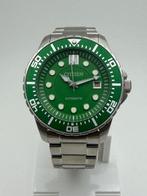 Citizen - Citizen 8200 Custom Case Green Dial Automatic, Nieuw