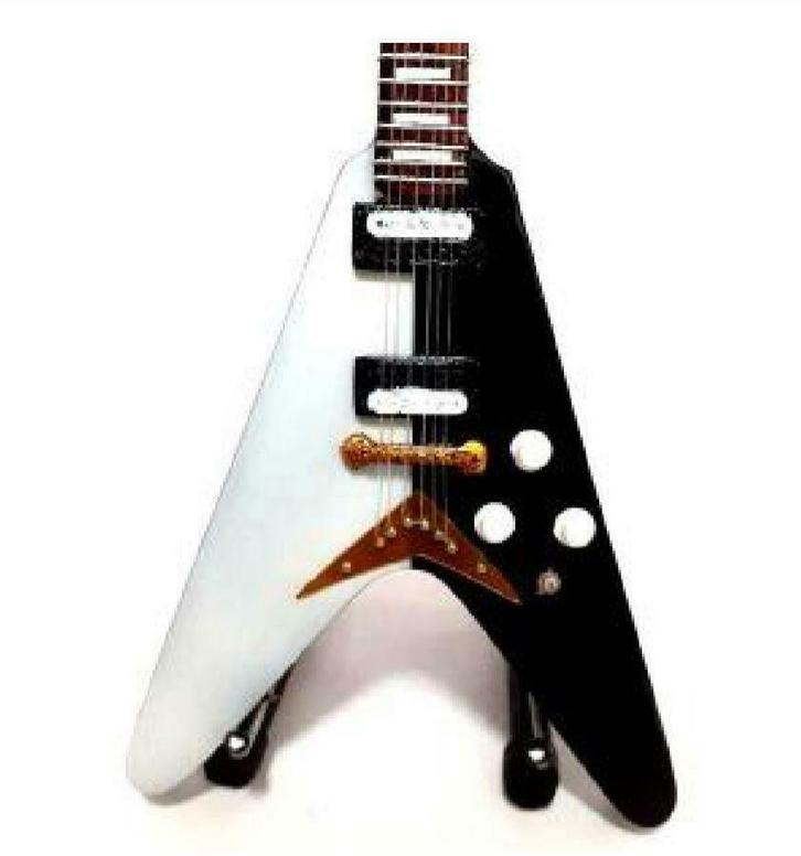 Miniatuur Dean gitaar met gratis standaard, Verzamelen, Muziek, Artiesten en Beroemdheden, Pop, Beeldje of Miniatuur, Nieuw, Verzenden
