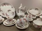 Koffie- en theeservies (23) - Porselein - Lavender Rose