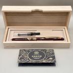 Kuretake & Wancher - Maki-e with Folding Fan Motif -, Nieuw