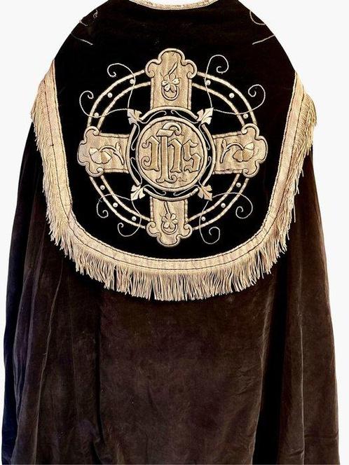 Chape Noire - Orfroi fil d’argent - Lyon - Pontifical -, Antiek en Kunst, Kunst | Niet-Westerse kunst