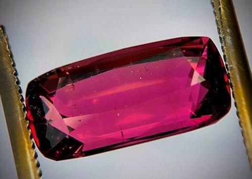 Zonder Minimumprijs Rood, Roze Toermalijn - 4.16 ct -, Handtassen en Accessoires, Edelstenen