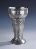 Kayserzinn - Vaas - Jugendstil tinnen kelk met stilistisch