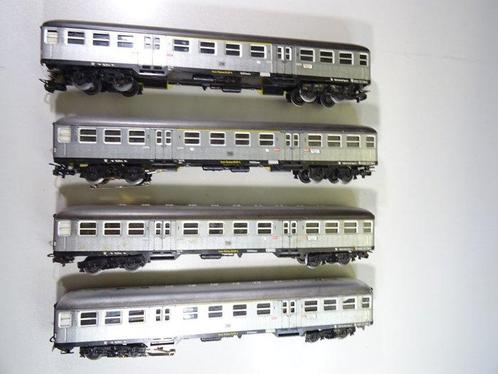 Märklin H0 - Modeltrein personenwagen (4) - 4 metalen, Hobby en Vrije tijd, Modeltreinen | H0