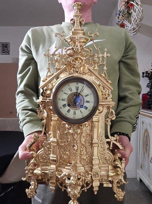 Pendule de cheminée Style Gothique - Bronze doré - 1850-1900, Antiek en Kunst, Antiek | Klokken