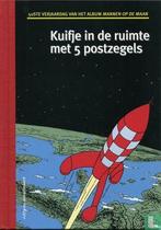 Kuifje in de ruimte met 5 postzegels - 2004, Boeken, Stripverhalen, Eén stripboek, Verzenden, Zo goed als nieuw, Studio Moulinsart.