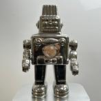 Daluxe Art - 1999 • Bitcoin Robot Display