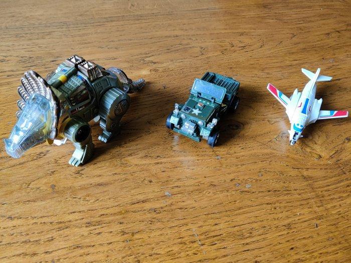 Takara/Bandai - Action figure Transformers Army Jeep/robot-, Antiek en Kunst, Antiek | Overige Antiek