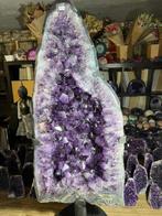 amethist Geode - Hoogte: 93 cm - Breedte: 35 cm- 37 kg - (1), Verzamelen