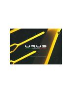 2018 LAMBORGHINI URUS HARDCOVER BROCHURE RUSSISCH, Boeken, Ophalen of Verzenden, Nieuw