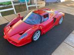 Altaya 1:10 - Modelauto - Ferrari Enzo