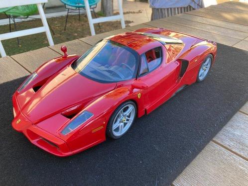 Altaya 1:10 - Modelauto - Ferrari Enzo, Hobby & Loisirs créatifs, Voitures miniatures | 1:5 à 1:12