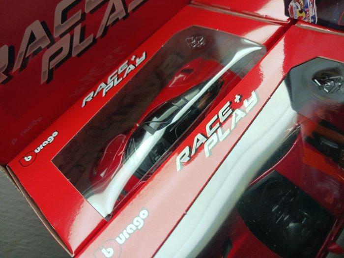 Bburago 1:43 - Modelauto (12) - Ferrari, Hobby en Vrije tijd, Modelauto's | 1:5 tot 1:12