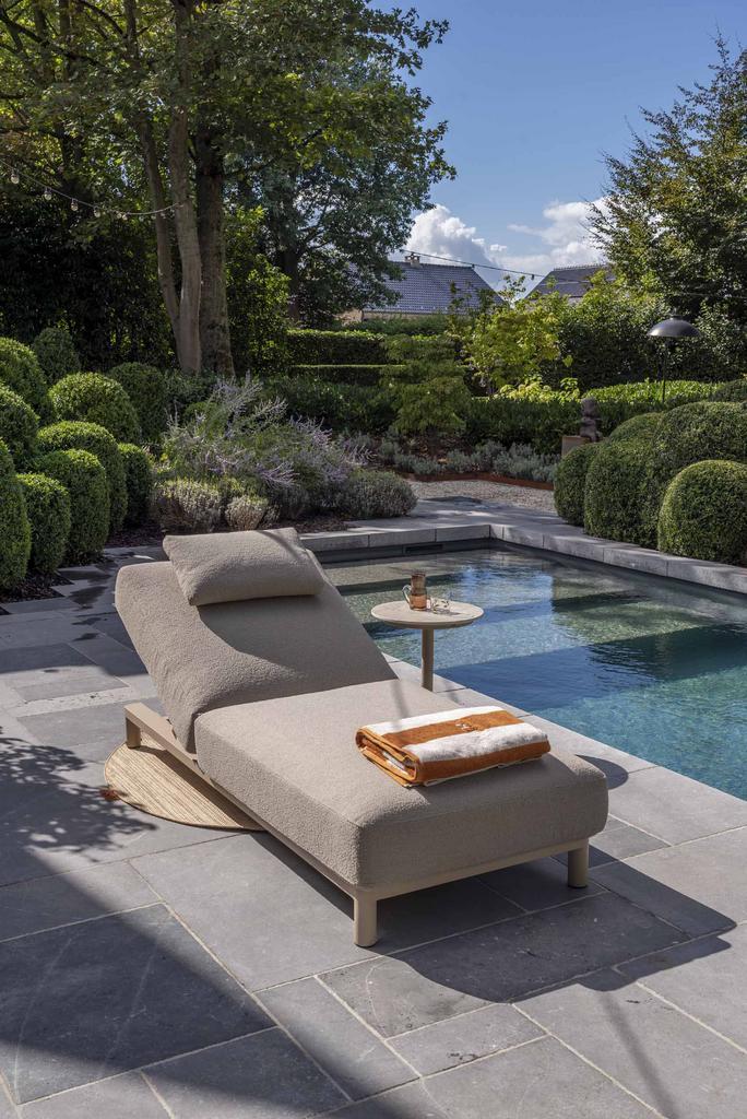 4 Seasons Outdoor Madeira daybed latte |, Tuin en Terras, Tuinsets en Loungesets