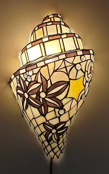 Lampe murale - Coquille de conque, 48 cm. - Vitrail - Grande, Antiquités & Art, Curiosités & Brocante
