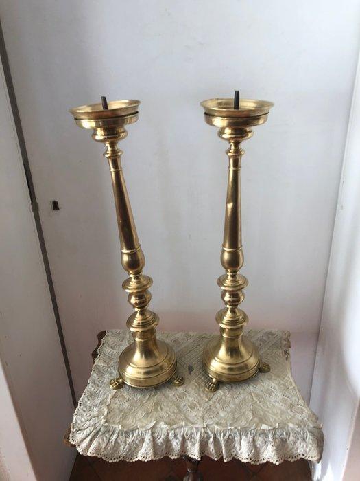 Kaarsenhouder (2) - Hout, Messing - Paar imposante, Antiek en Kunst, Kunst | Niet-Westerse kunst