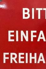 Houd alstublieft de oprit vrij! - Emaille bord - Emaille