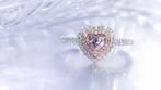 Ring - 18 karaat Witgoud -  0.99ct. tw. Paars Diamant