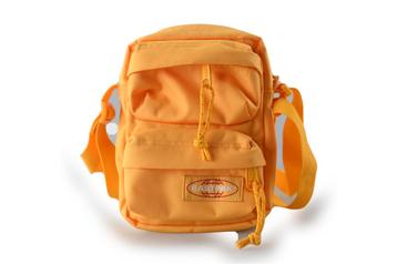 Eastpak Schoudertassen in maat standaard Geel | 5% korting beschikbaar voor biedingen