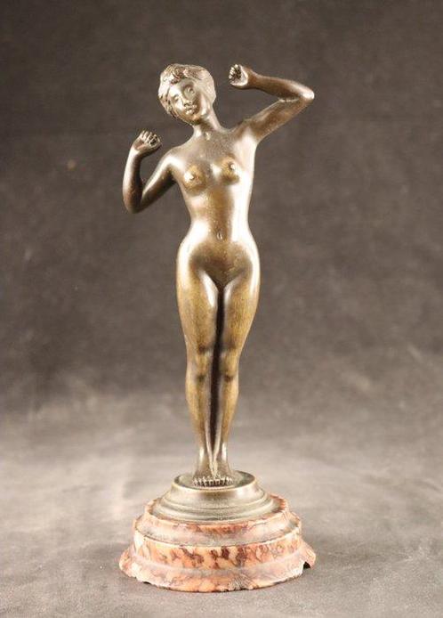 Art Deco beeld - Sculpture, Ontwakend naakt - 19 cm -, Antiek en Kunst, Kunst | Designobjecten