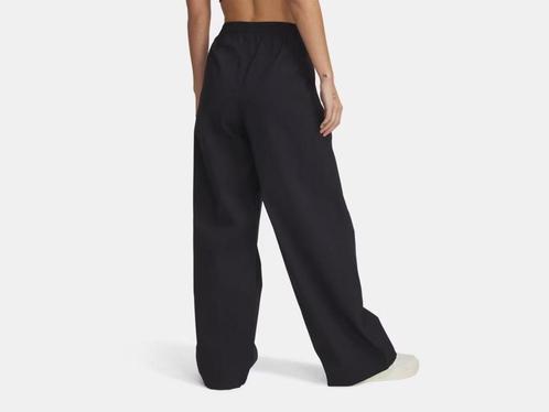 Under Armour Unstoppable Wvn Parachute-Blk - Maat MD, Kleding | Dames, Leggings, Maillots en Panty's, Zwart, Nieuw, Maat 40/42 (M)