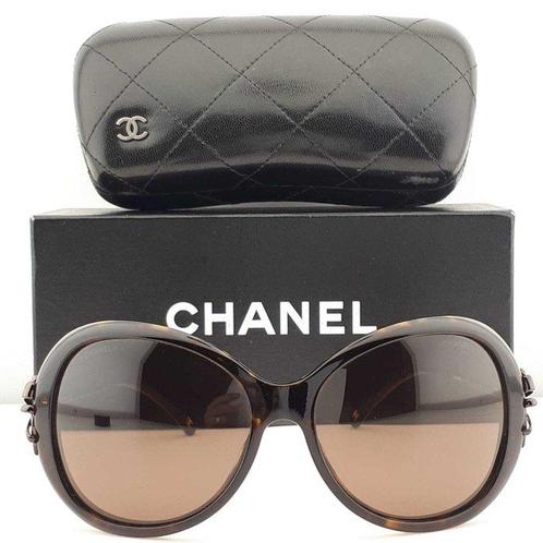 Chanel - Butterfly Havana Tortoise Shell with Bow Detailed, Handtassen en Accessoires, Zonnebrillen en Brillen | Dames
