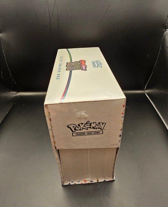 Pokémon - 1 Elite trainer box - Scarlet & Violet 151 Elite, Hobby en Vrije tijd, Verzamelkaartspellen | Pokémon