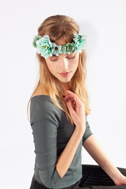 Bloemenkrans Haar Bloemetjes Mintgroen Bloemen Haarband Mint, Vêtements | Femmes, Costumes de carnaval & Vêtements de fête, Enlèvement ou Envoi